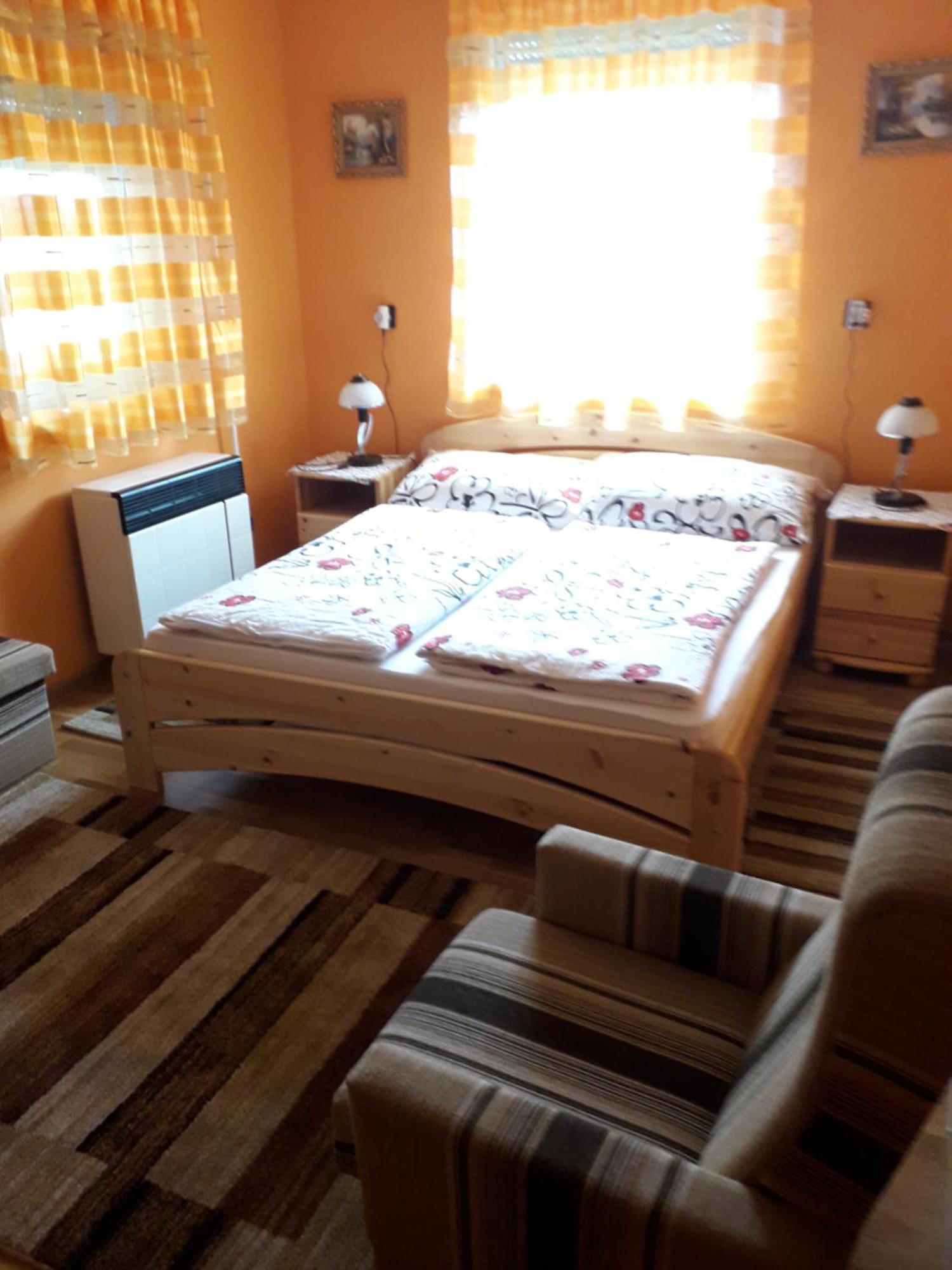 Kelemen Apartmanok Abadszalok Ngoại thất bức ảnh